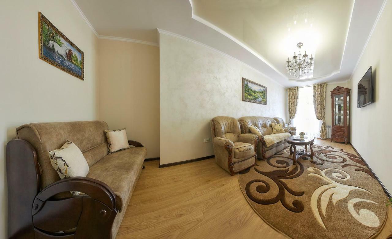 Luxury Apartament 2 Truszkavec Kültér fotó